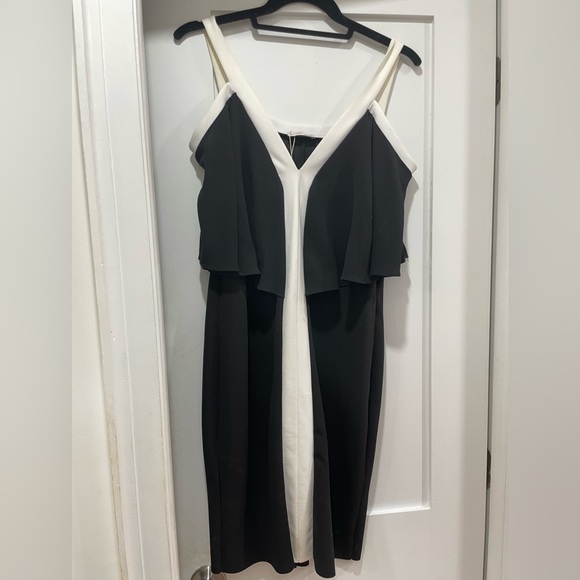 Zara Black and White Cold Shoulder Dress - Picture 3 of 6